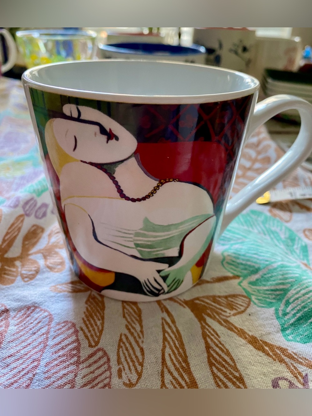 Picassos “Le Reve” 1932 Painting (The Dream)  on Mug from 2022 Paris. In EUC.